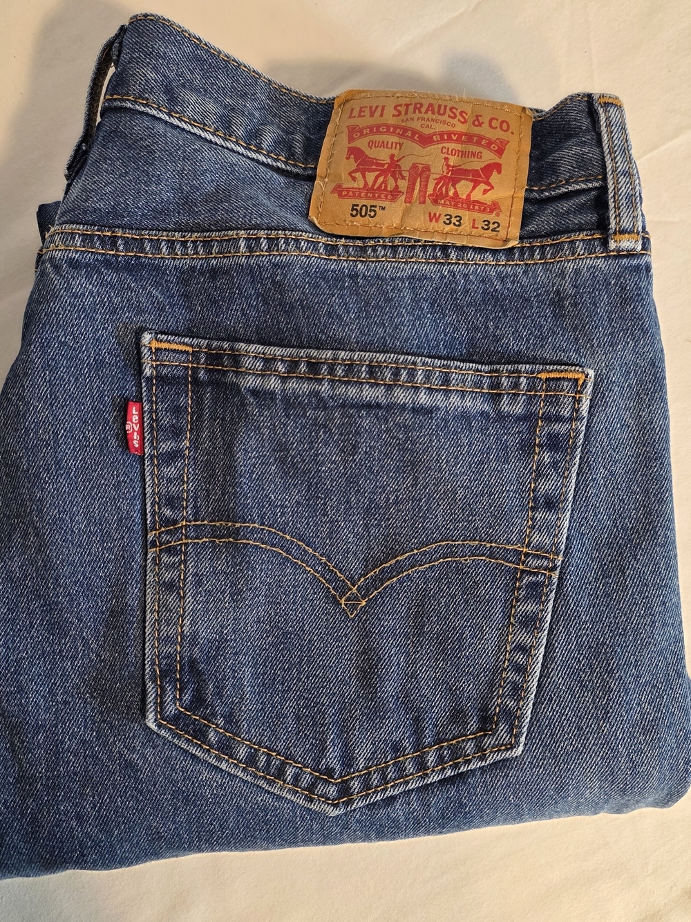 NWOT Levis 505 Jeans Mens 35x36 Blue Denim Regular Fit Straight Leg Medium Wash